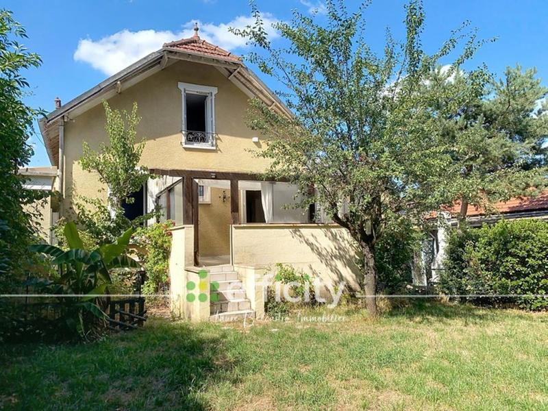 Pavillon - 145 m² - 6 pièces