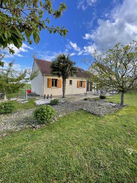 Maison - 115 m² - 7 pièces