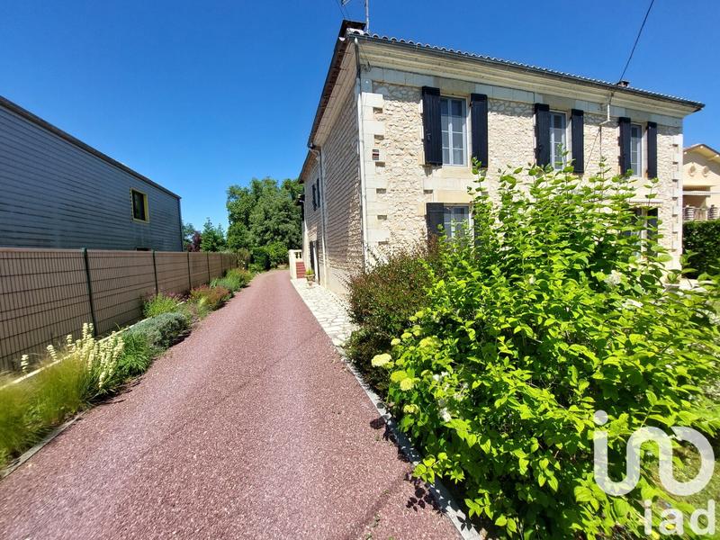 Maison - 208 m² - 7 pièces