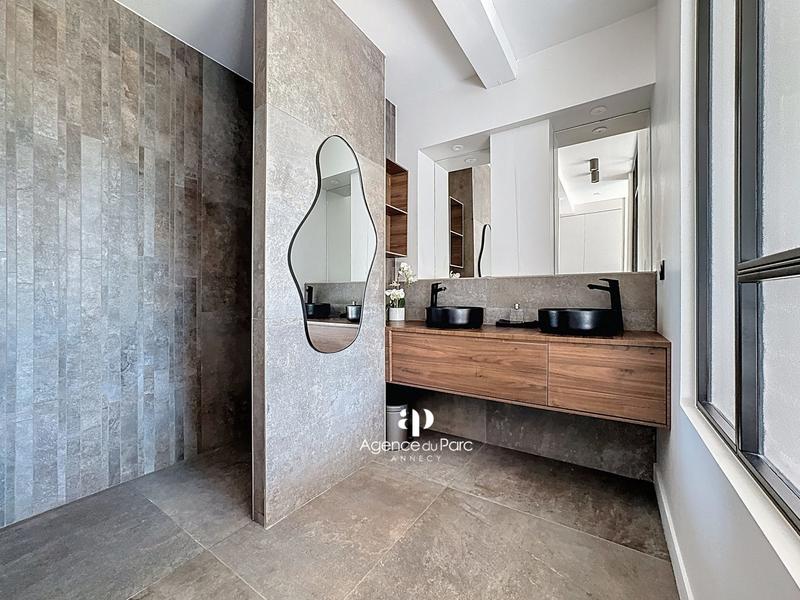 Maison - 178 m² - 6 pièces