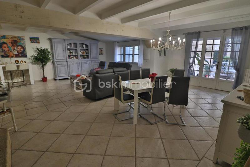 Maison - 143 m² - 4 pièces