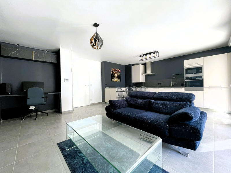 Appartement - 64 m² - 3 pièces