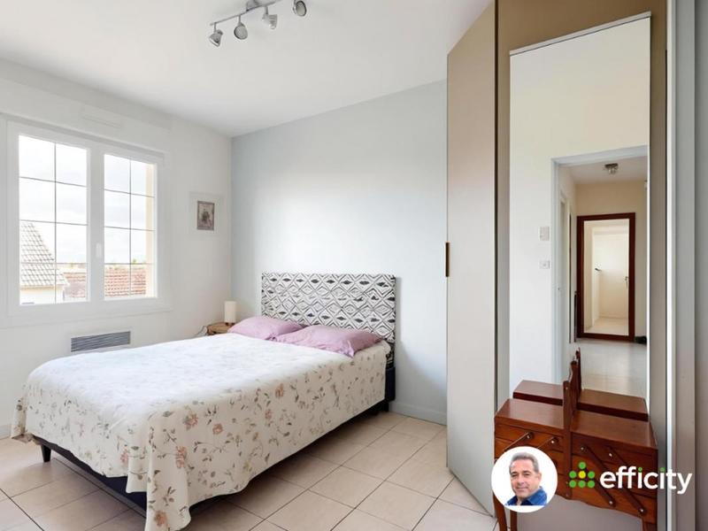 Pavillon - 136 m² - 5 pièces