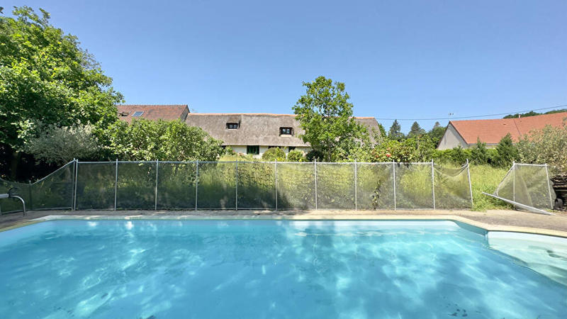 Maison - 231 m² - 15 pièces