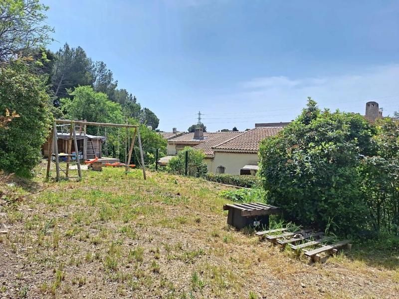 Maison - 180 m² - 8 pièces