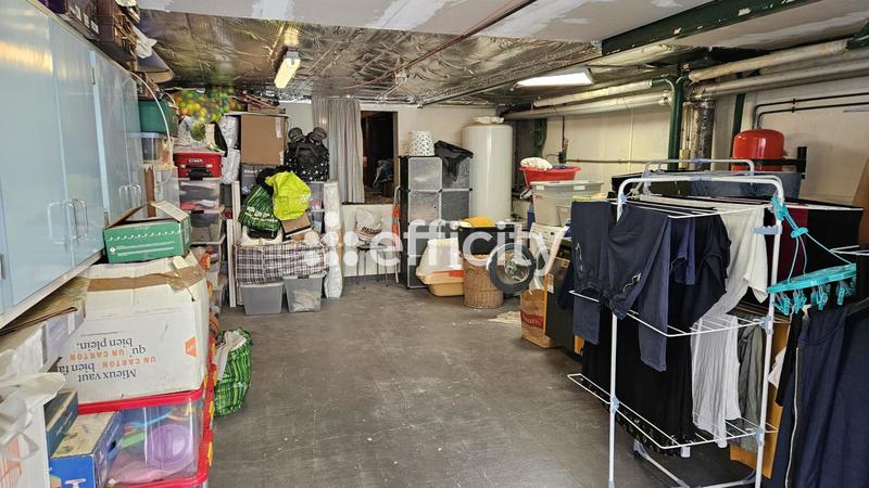 Pavillon - 148 m² - 7 pièces