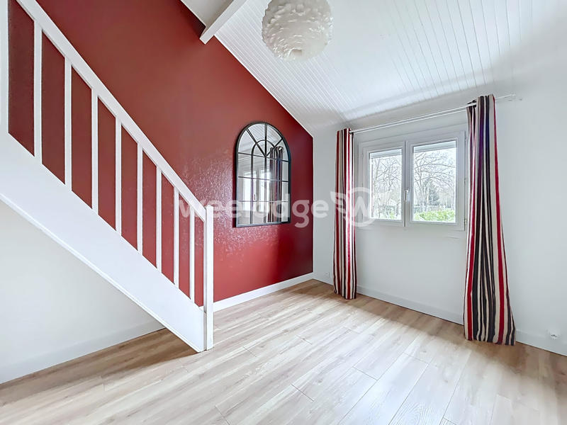 Maison - 103 m² - 4 pièces