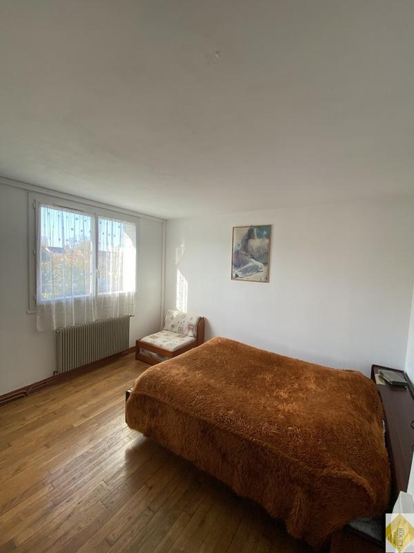 Maison - 96 m² - 5 pièces