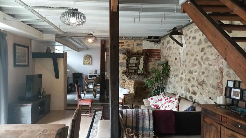 Propriété - 300 m² - 8 pièces