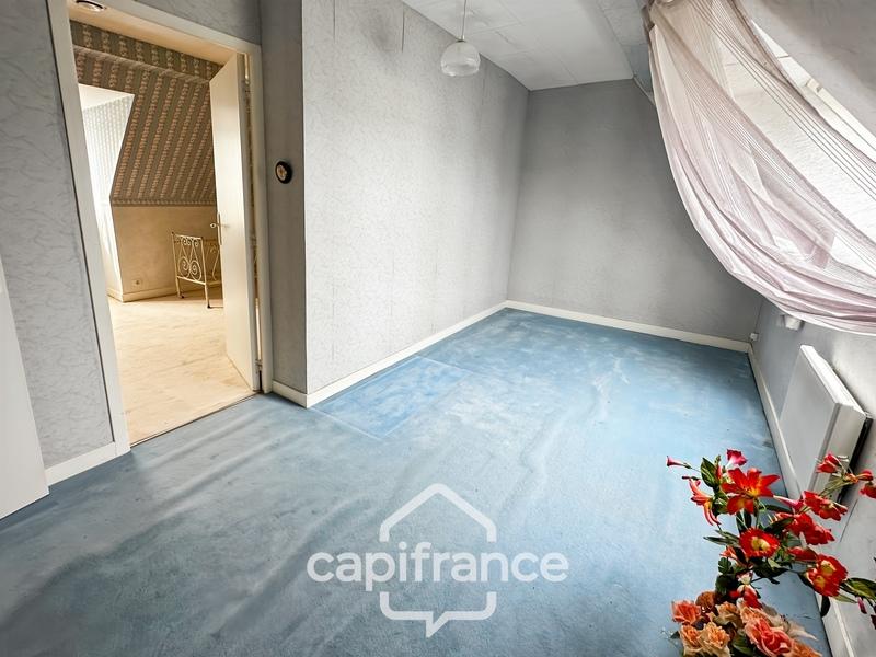 Maison - 151 m² - 8 pièces
