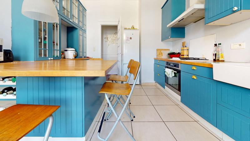 Maison traditionnelle - 420 m² - 14 pièces