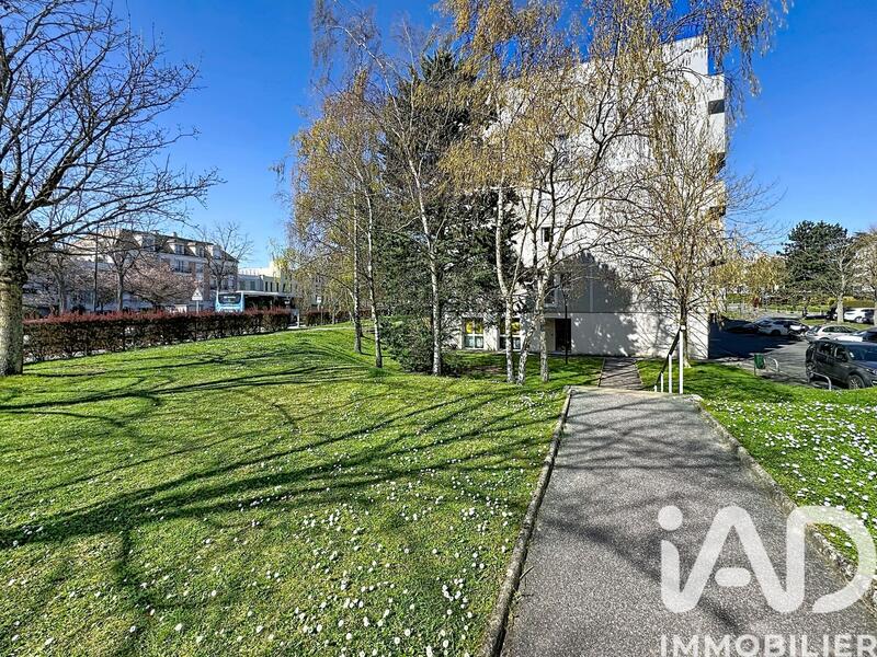 Appartement - 88 m² - 4 pièces