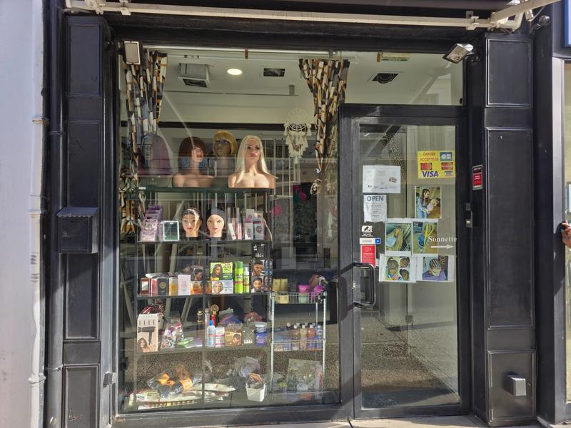 Local commercial - 85 m² - 3 pièces