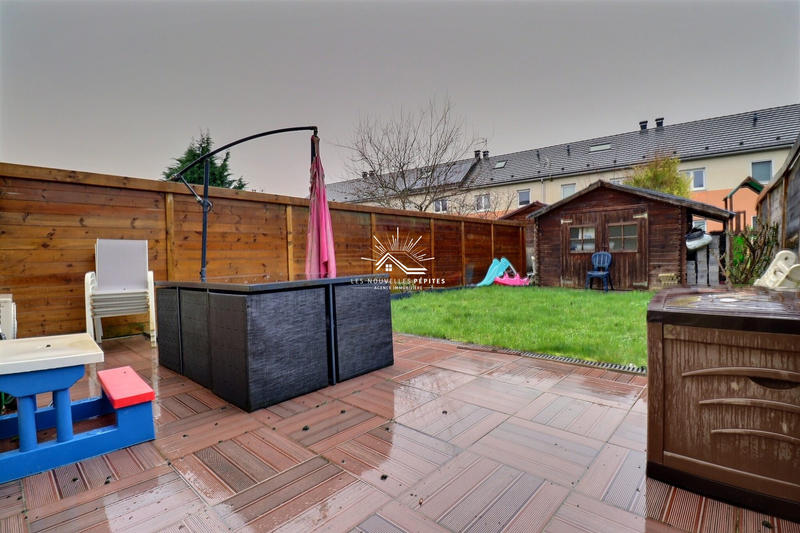 Maison - 92 m² - 5 pièces