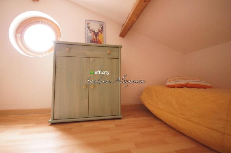 Maison - 200 m² - 6 pièces