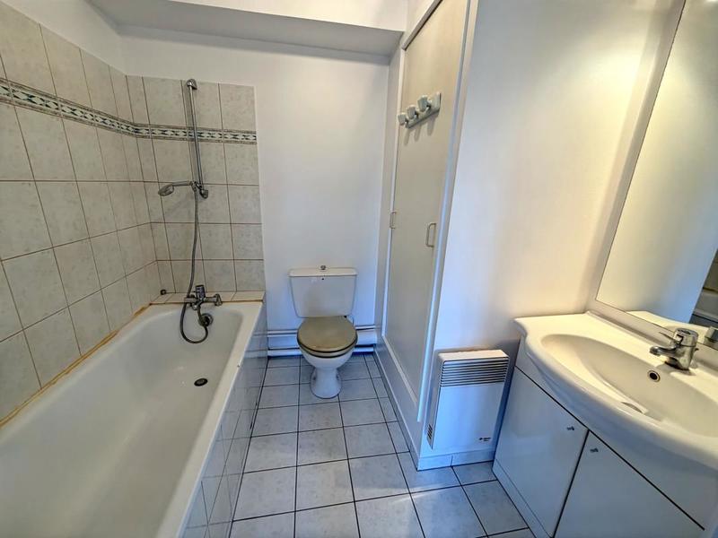 Studio - 30 m² - 1 pièce