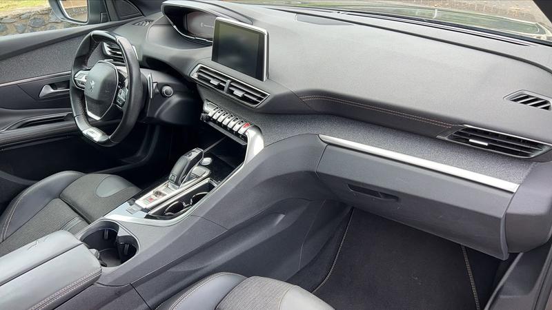 Peugeot 3008 II 1.2 Puretech 130 Eat8 Crossway