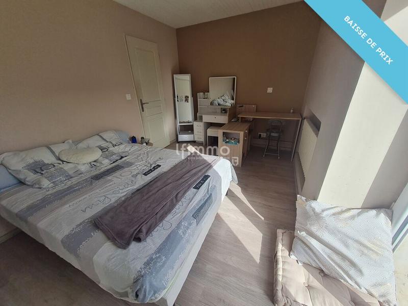 Maison - 212 m² - 9 pièces