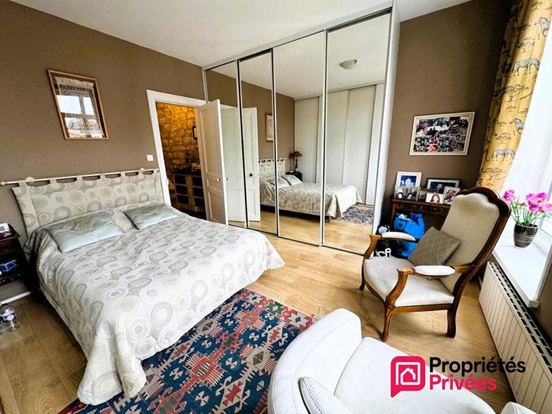 Maison - 160 m² - 7 pièces