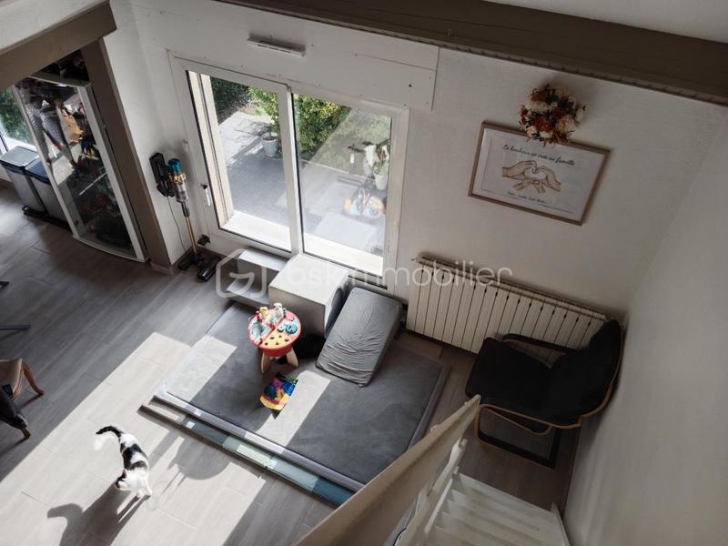 Maison - 229 m² - 6 pièces