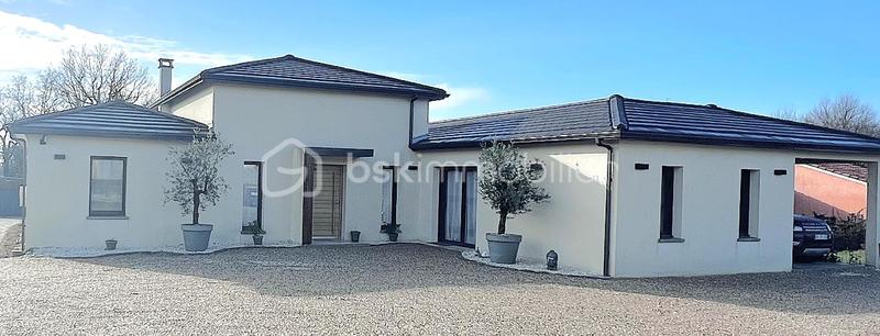 Maison - 190 m² - 8 pièces