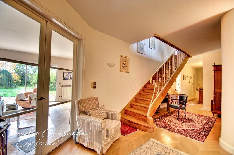 Propriété - 252 m² - 7 pièces