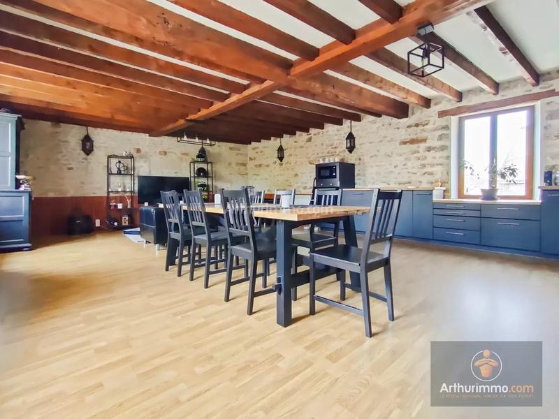 Maison - 90 m² - 4 pièces