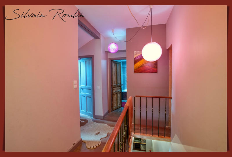 Maison - 320 m² - 8 pièces