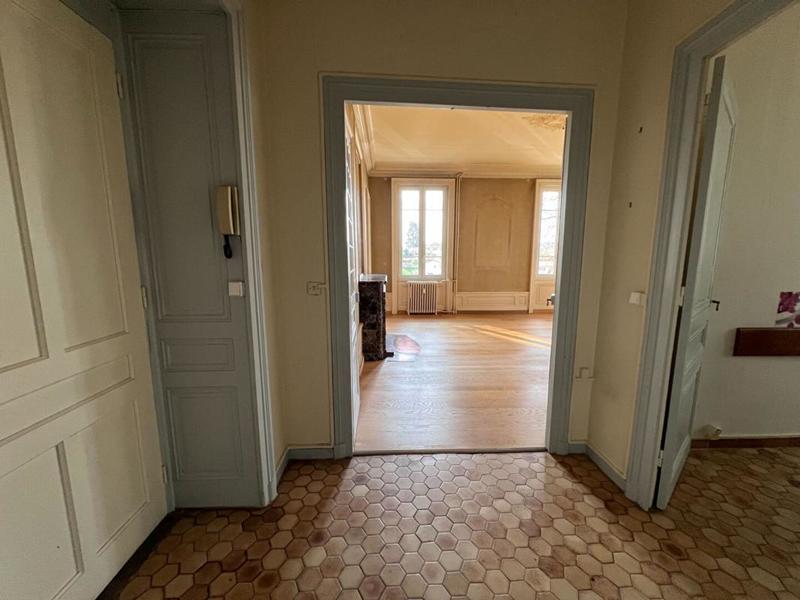 Appartement - 90 m² - 4 pièces