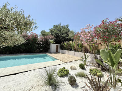 Maison - 202 m² - 6 pièces