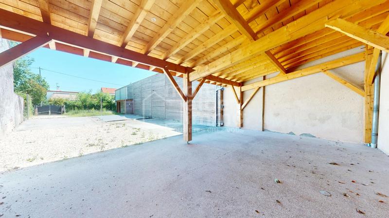 Local commercial - 225 m²