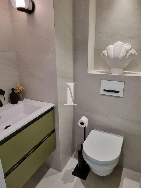 Appartement - 110 m² - 4 pièces