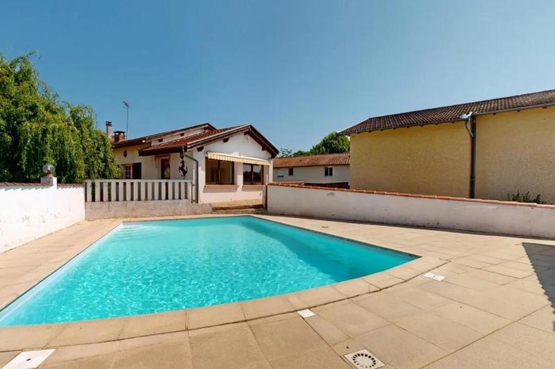 Maison - 153 m² - 7 pièces