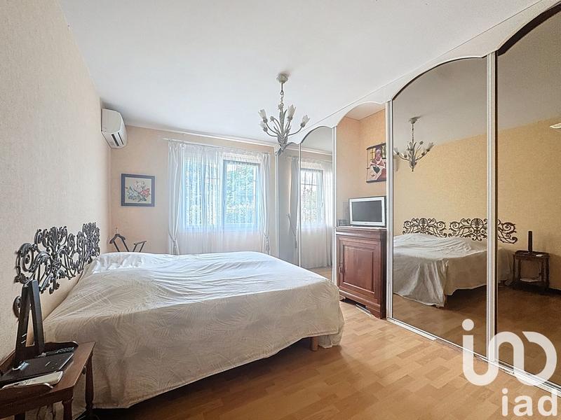 Maison - 180 m² - 6 pièces