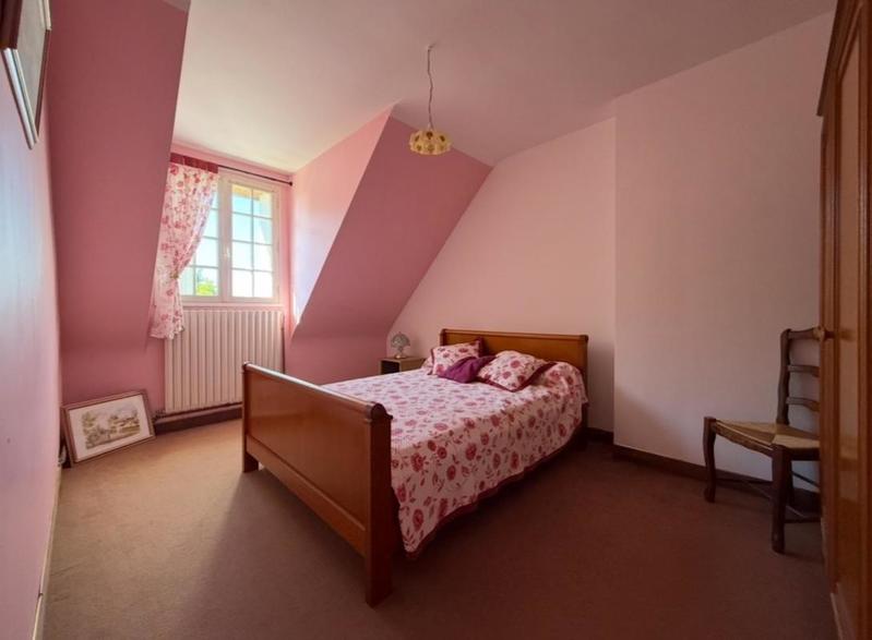 Maison - 168 m² - 10 pièces