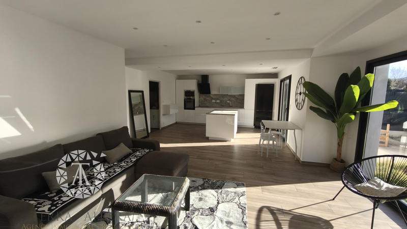 Maison - 136 m² - 5 pièces