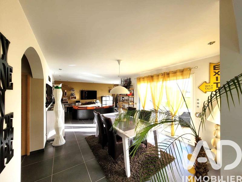 Maison - 135 m² - 5 pièces