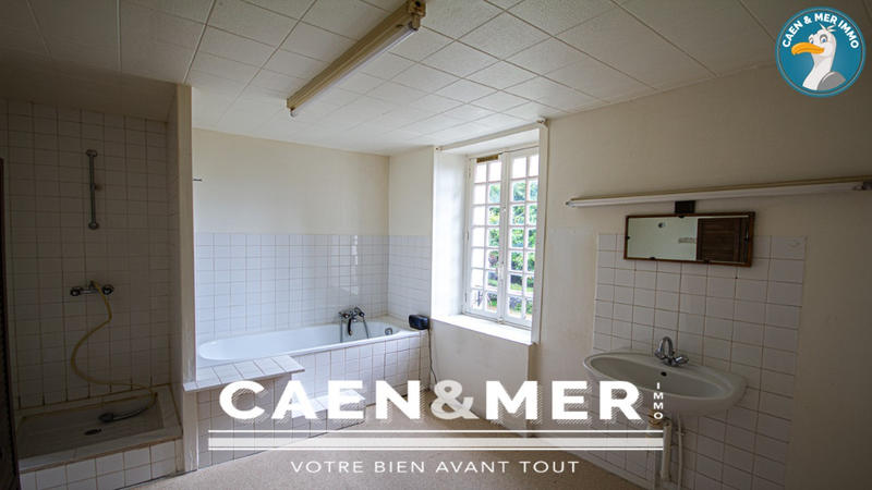 Demeure - 186 m² - 9 pièces