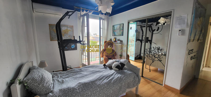 Maison - 213 m² - 6 pièces