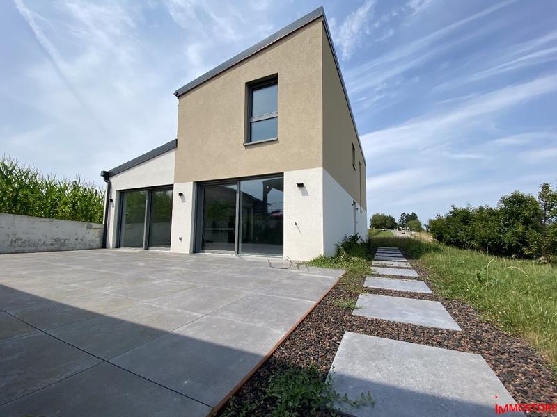 Maison - 140 m² - 4 pièces