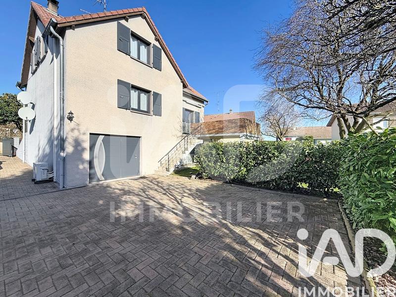 Maison - 128 m² - 5 pièces