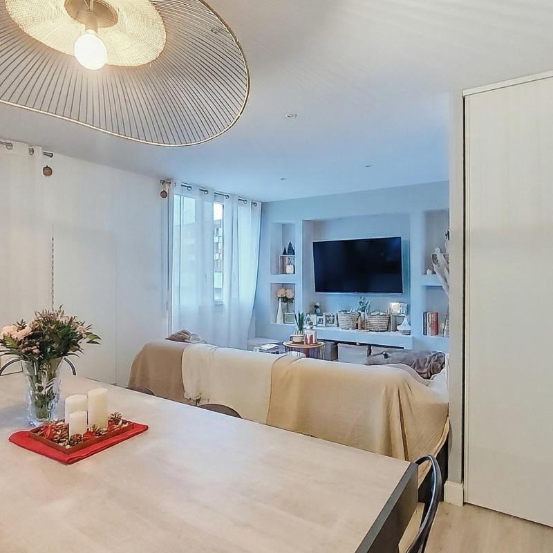 Appartement - 65 m² - 3 pièces