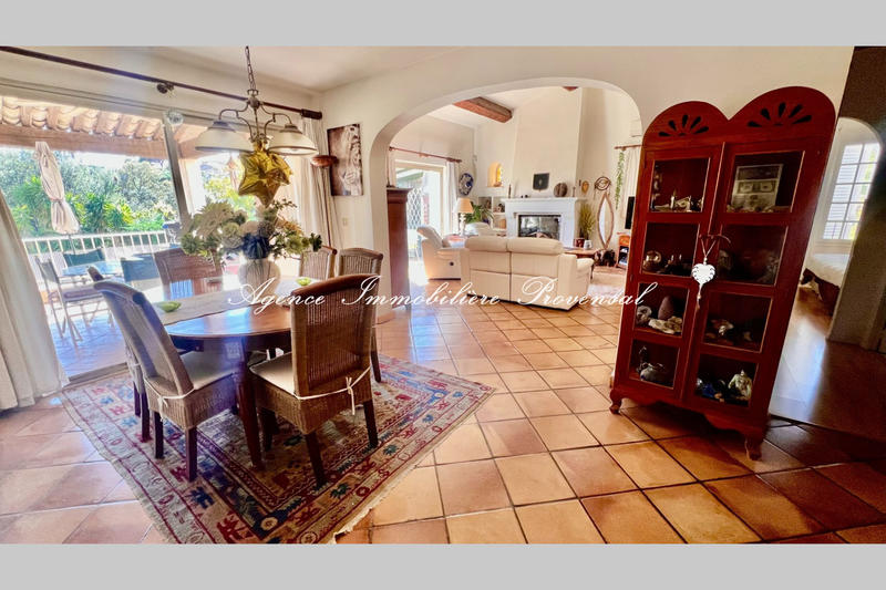 Maison - 172 m² - 7 pièces