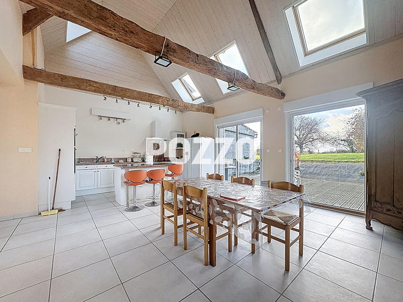 Maison - 165 m² - 6 pièces