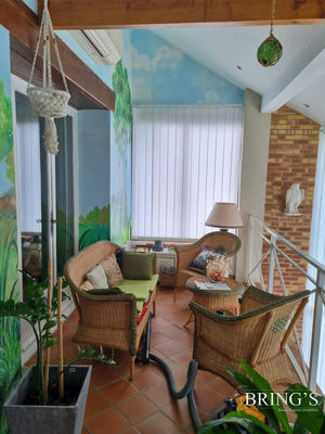 Maison contemporaine - 270 m² - 10 pièces