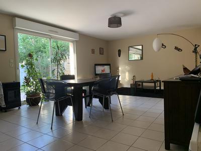 Maison - 76 m² - 3 pièces