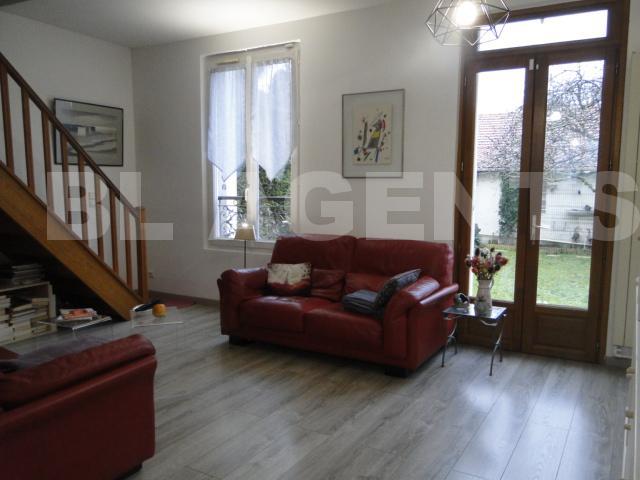 Pavillon - 95 m² - 5 pièces