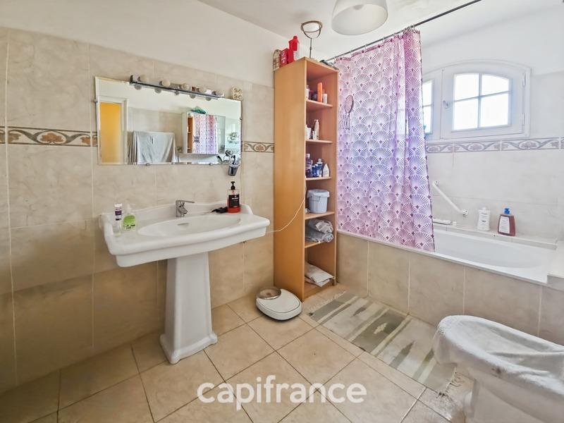 Maison - 139 m² - 6 pièces