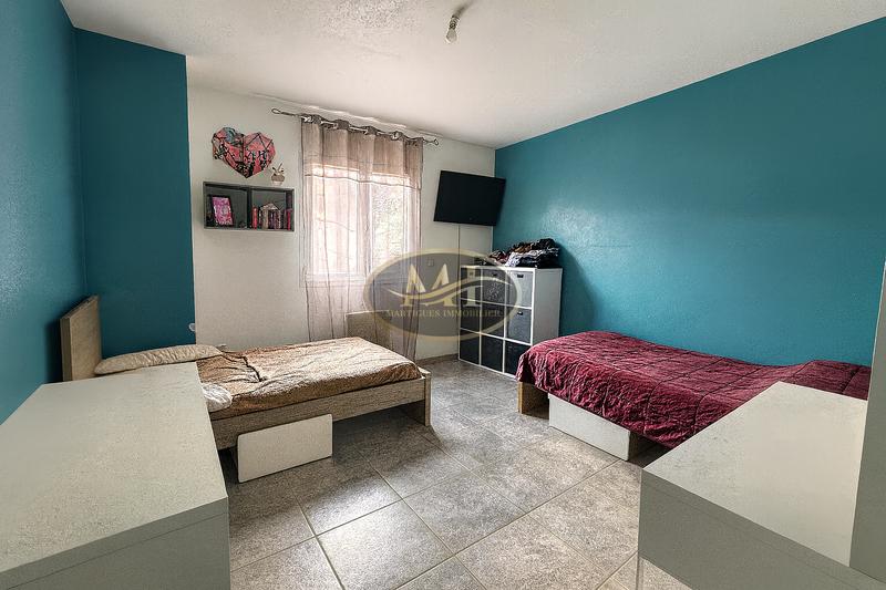 Maison - 82 m² - 4 pièces