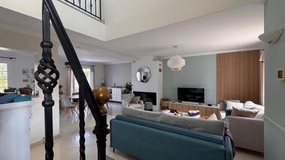 Maison - 140 m² - 6 pièces